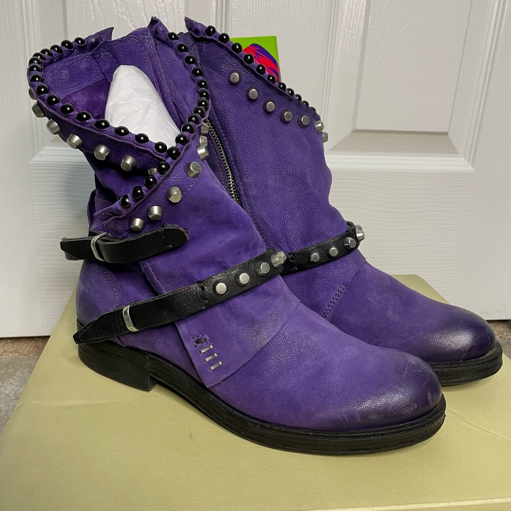 AS98 Toxic Purple booties